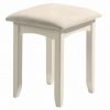 cameo stool 8x5