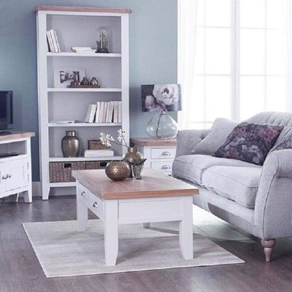 TT Living White