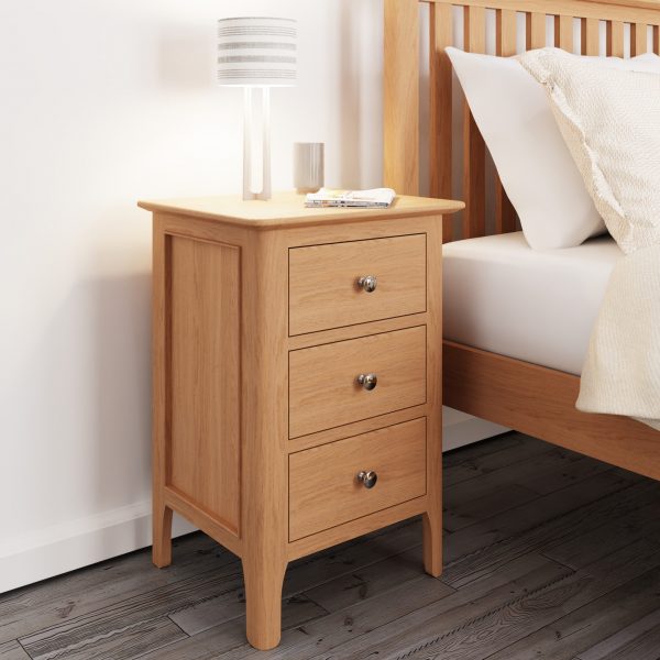 Katarina Oak Large Bedside Table scaled