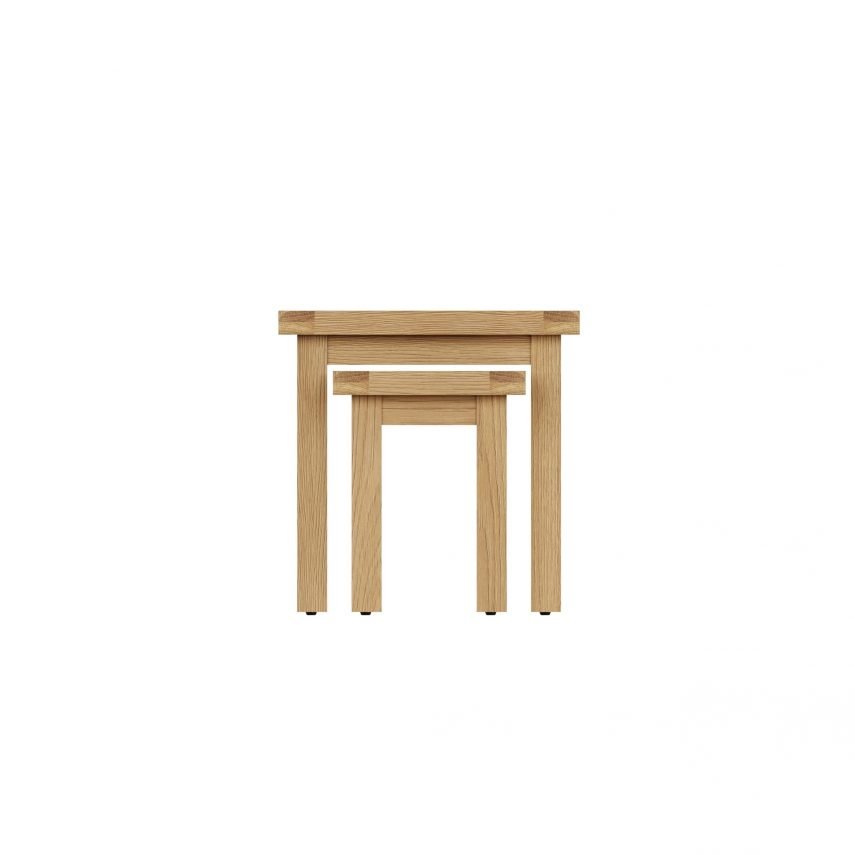 Carthorpe Oak Nest Of 2 Tables front scaled