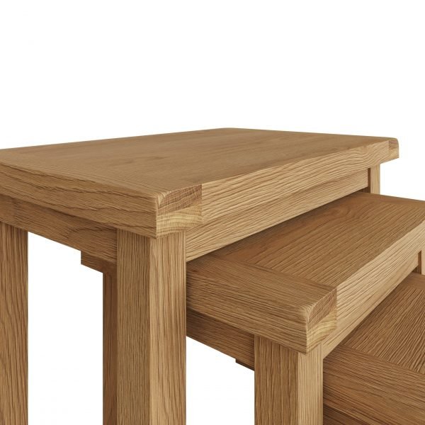 Carthorpe Oak Nest Of 3 Tables close scaled