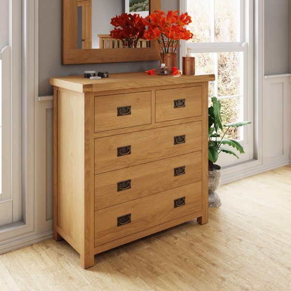 Carthorpe Oak 2 Over 3 Chest of Drawers scaled