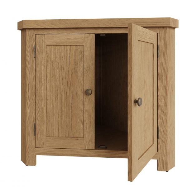 Carthorpe Oak Corner Cabinet front scaled