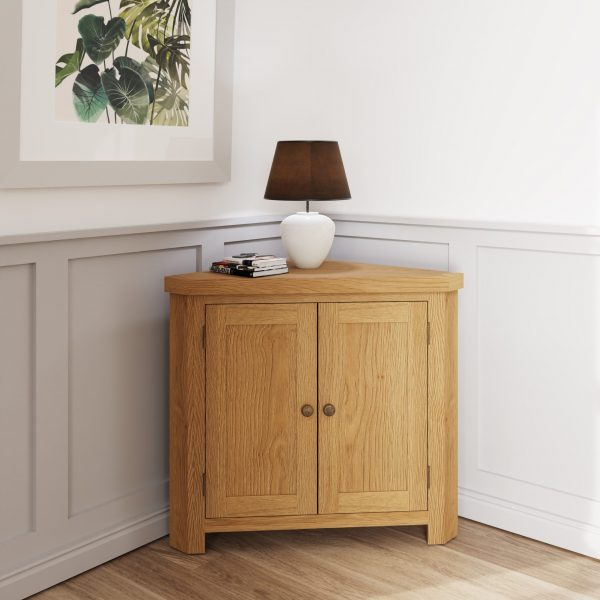 Carthorpe Oak Corner Cabinet scaled