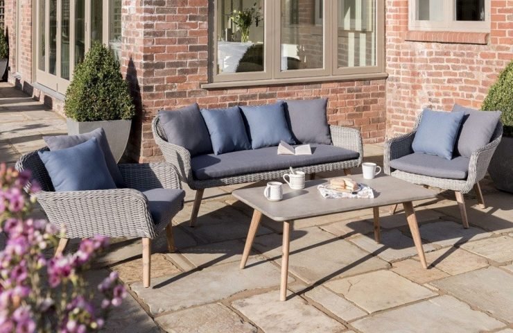 choosing the right garden furniture