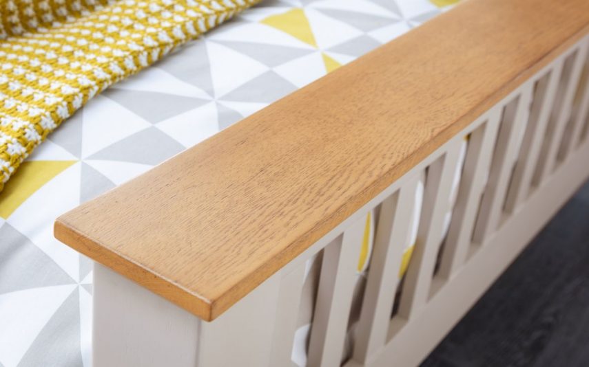 1552386372 richmond bed detail footend