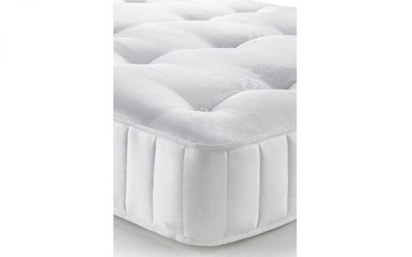 capsule essentials mattress corner detail