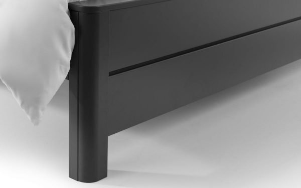 chloe bed footboard detail