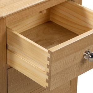 cotswold 3 drawer bedside detail