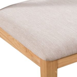 curve dining chair seatpad detail
