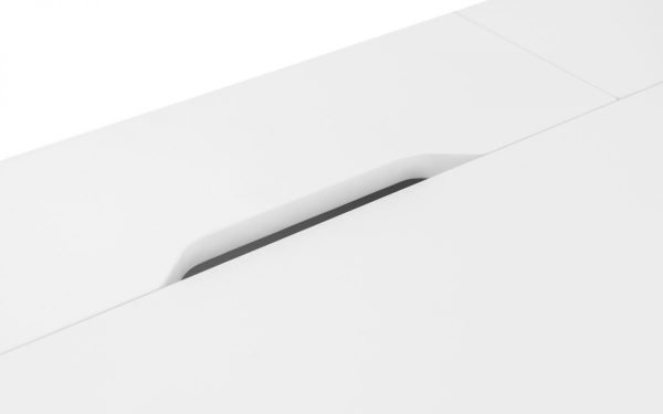 trianon white desk handle detail