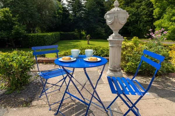 Padstow Folding Bistro Set Blue life scaled
