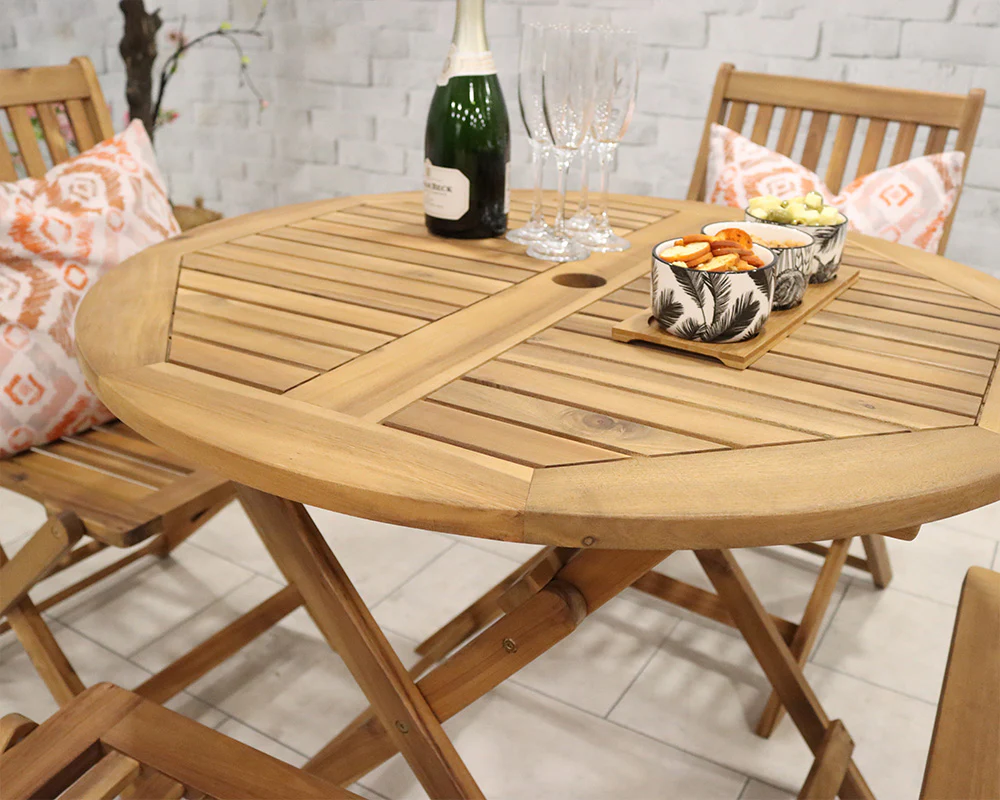 FSC MANHATTAN 4 Seater Dining Set 90cm Round Folding Manhattan Table with 4 Manhattan Folding Chairs Only Oak Furniture