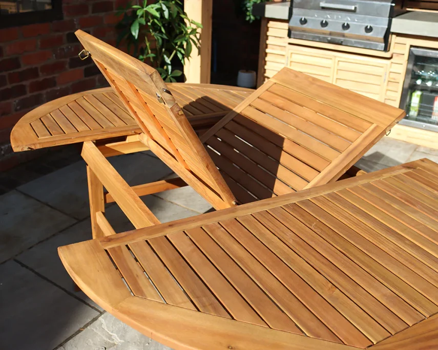 Turnbury Seater Manhattan Extending Dining Set