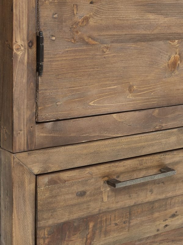 HER HeritageDoorWardrobeDetail jpg