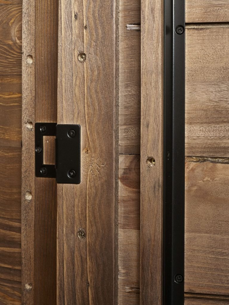 HER HeritageDoorWardrobeDetail jpg