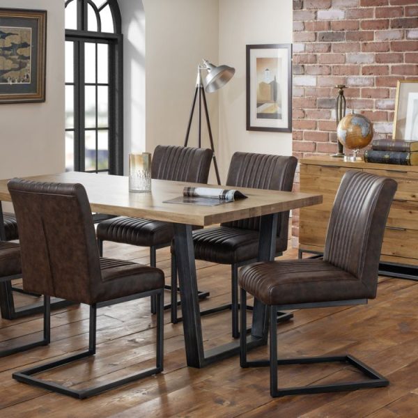brooklyn table chairs roomset