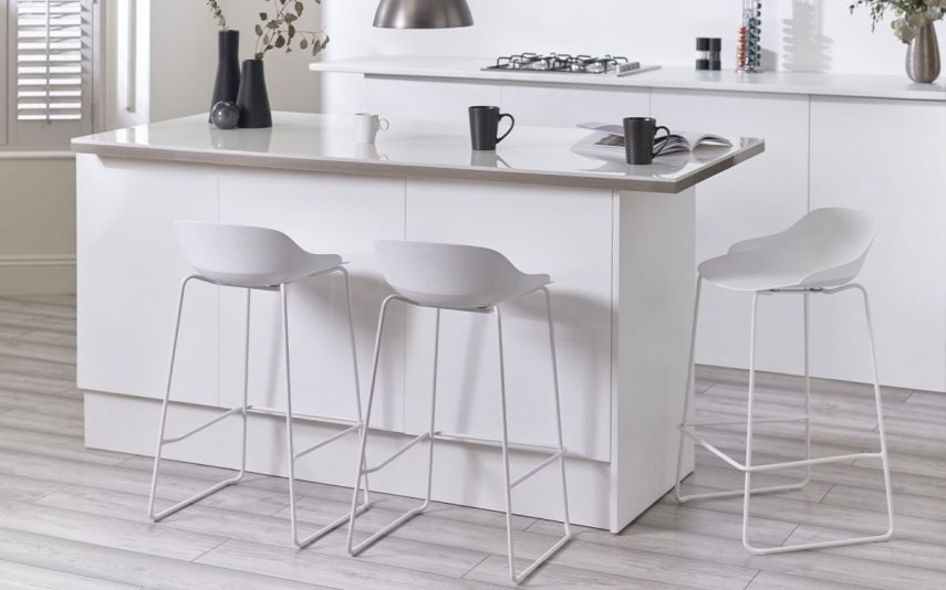 roc rocco stool white roomset