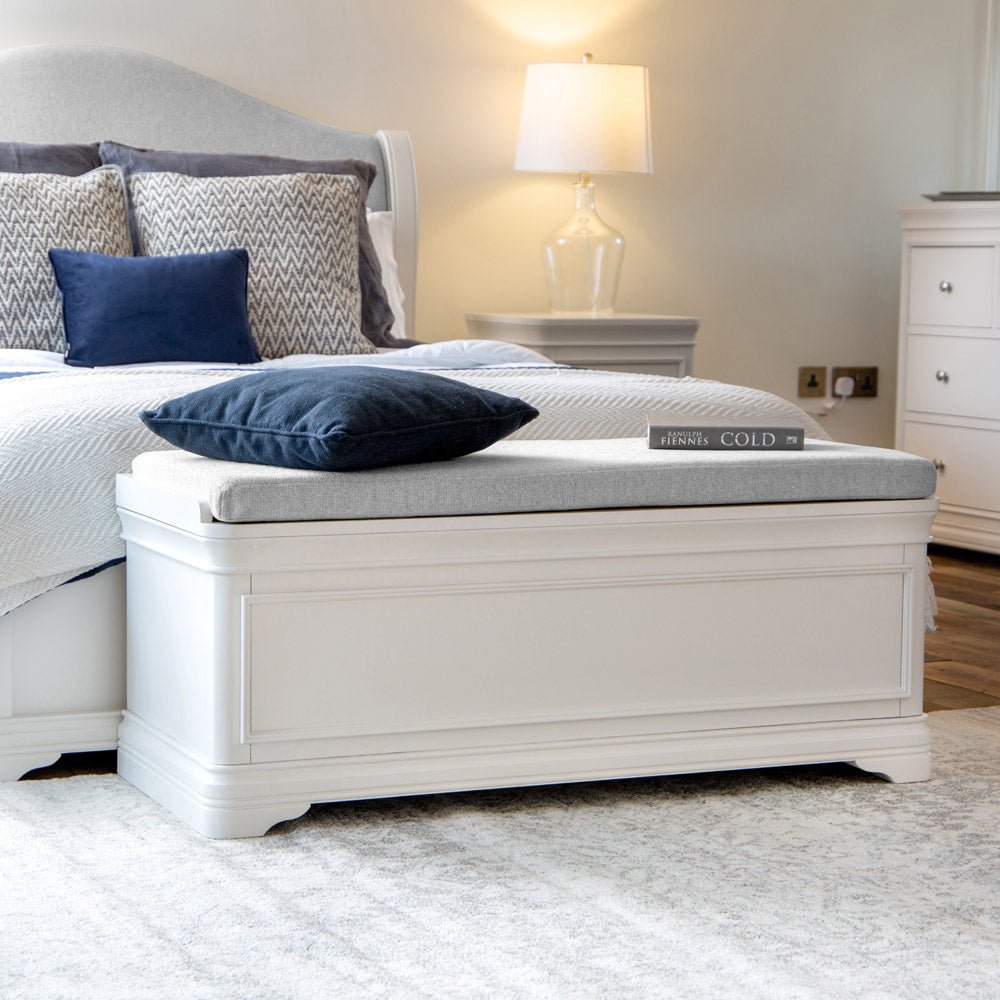 Blanket box for bedroom best sale