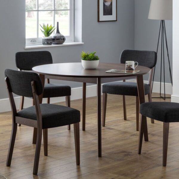 farringdon table farringdon chairs roomset