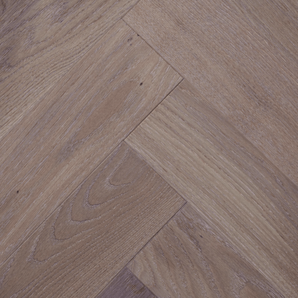 Auburn Oak Engineered Wood Flooring