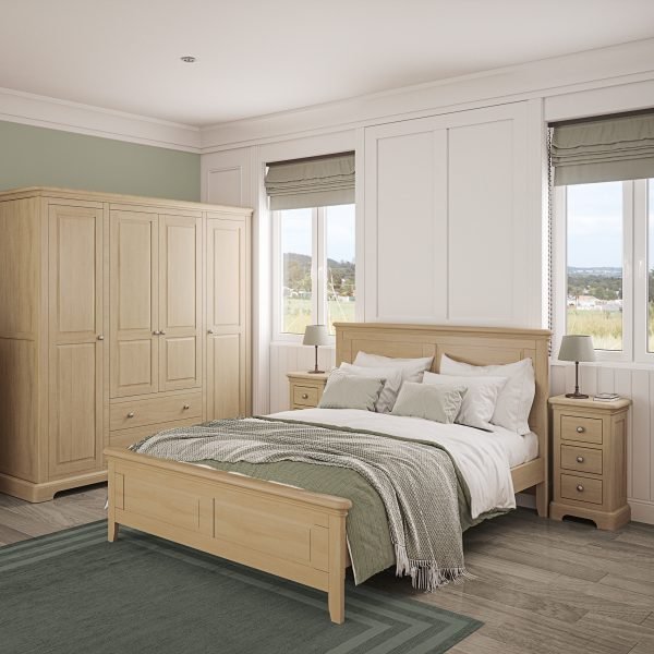 Lydford Oak Bedroom Metal Knobs SQ