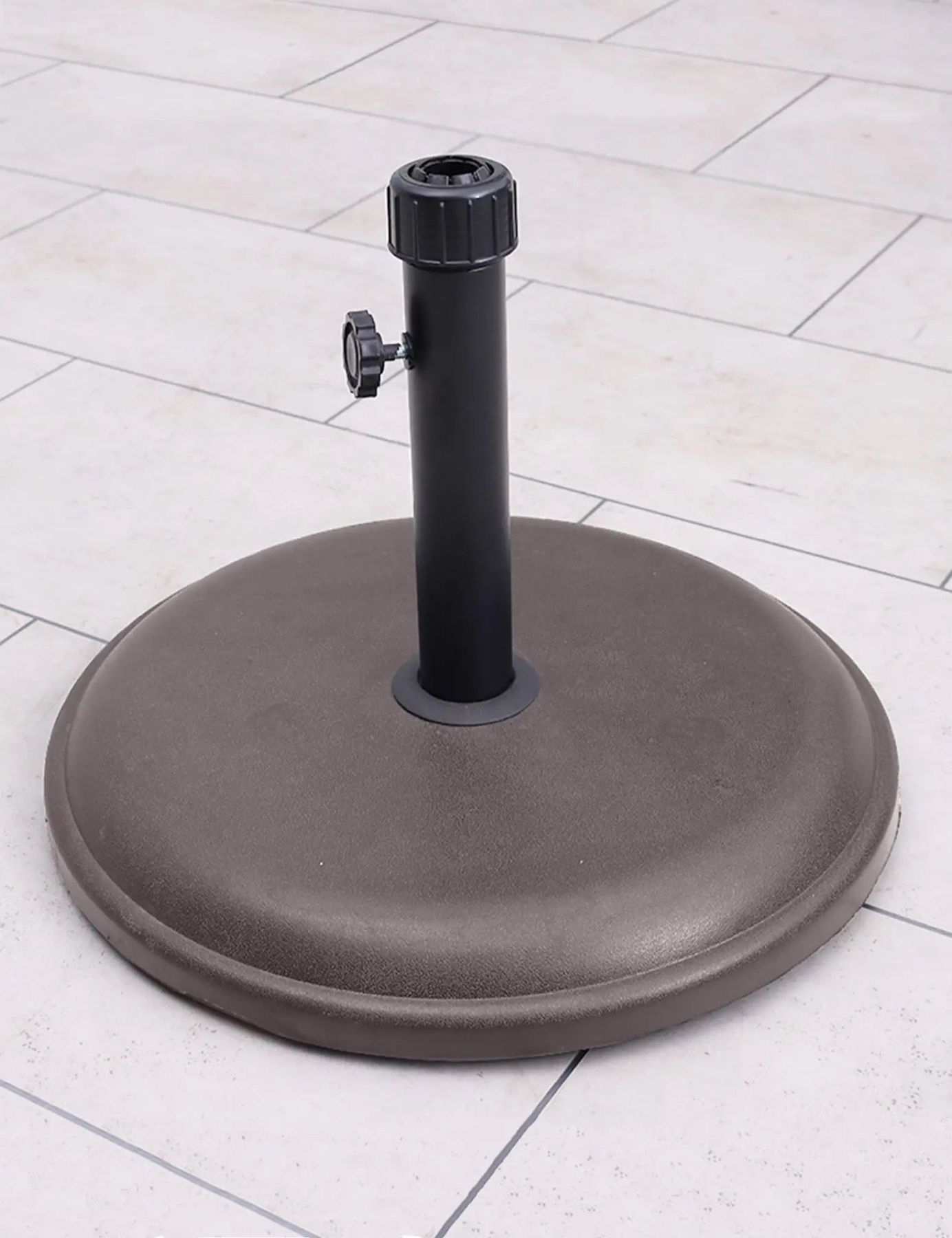 Polycrete Outdoor Parasol Base 16kg Round - Brown 3 kgBrownRoundParasolBasePolycrete jpg