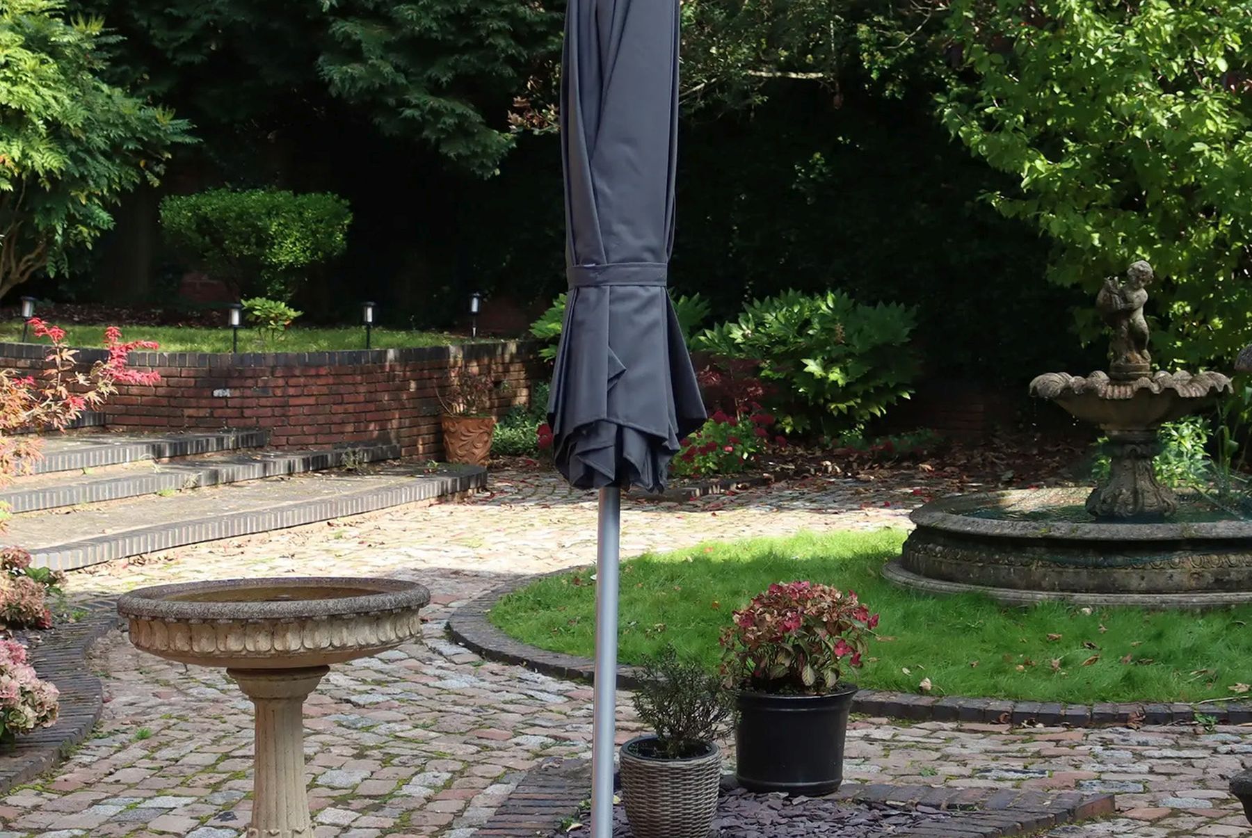 Royalcraft Solar Powered LED Crank & Tilt Parasol - Grey 6 jpg